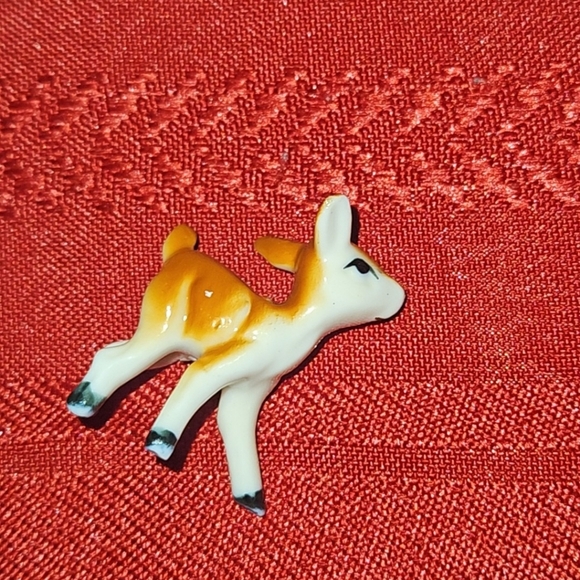 Tiny Fawn Figurine - Vintage - Picture 5 of 6